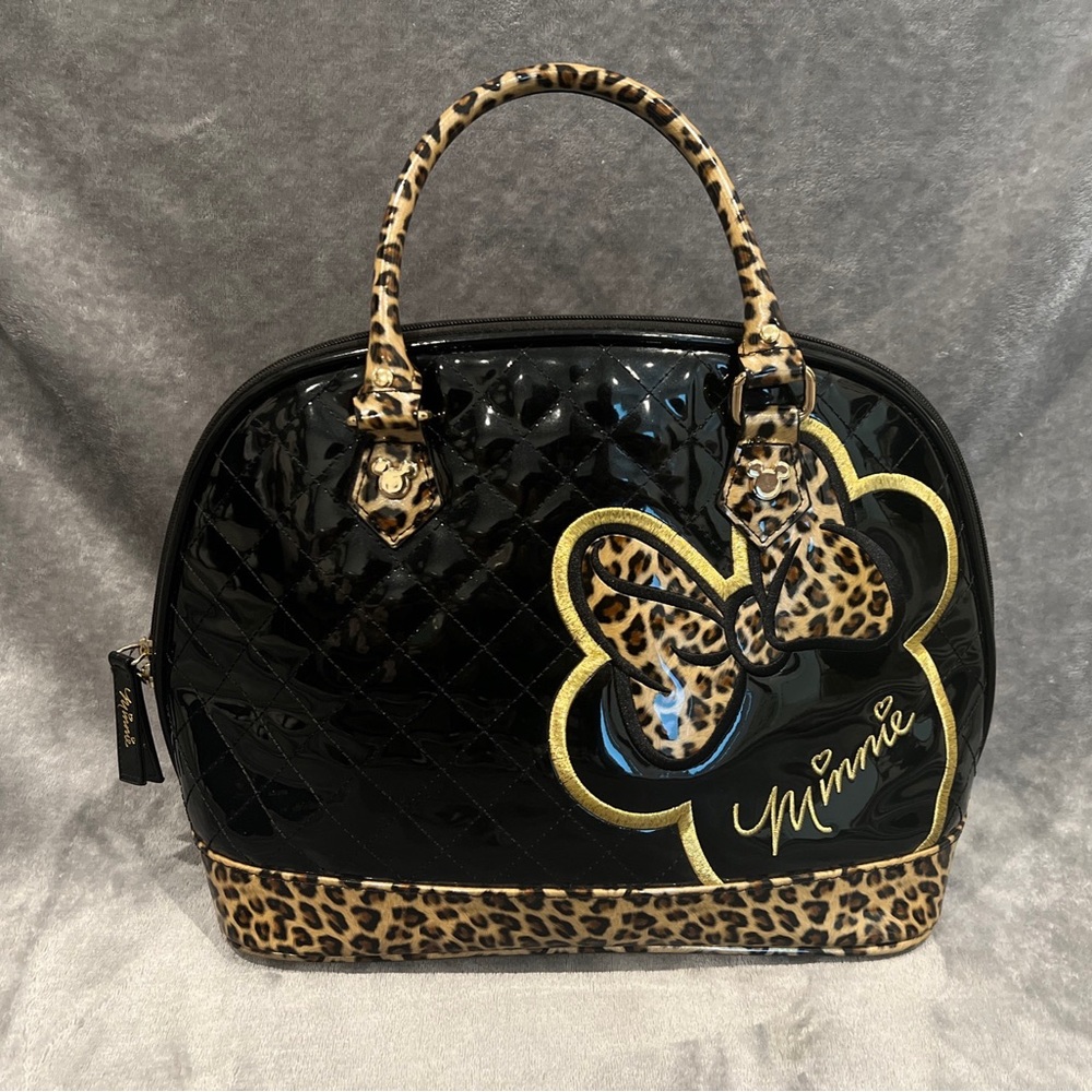 Disney loungefly Minnie Mouse purse with leopard print